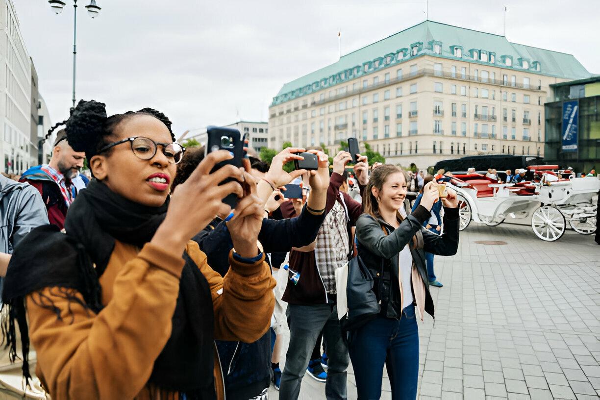 Top 10 Travel Photography Tips for Solo Female Travelers