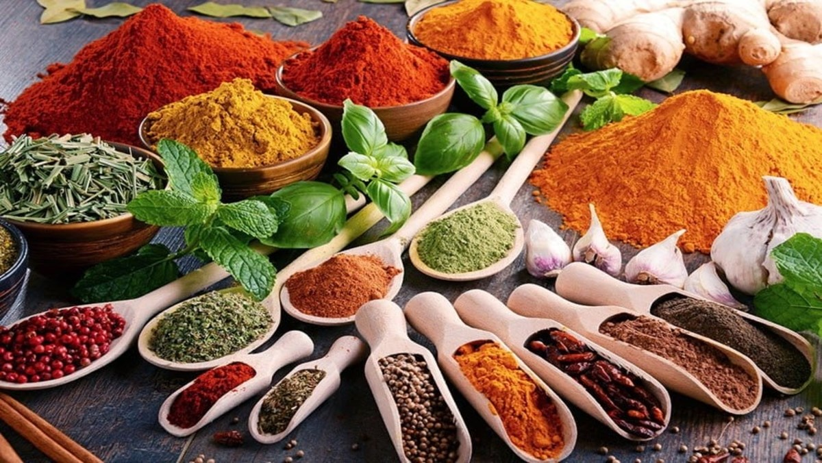 Trồng cây gia vị lâu năm như hồi, quế không thuộc mã 0118