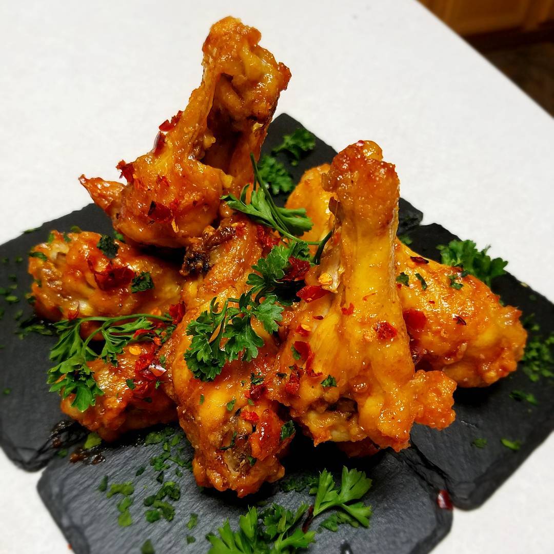 Sriracha Honey chicken Wings