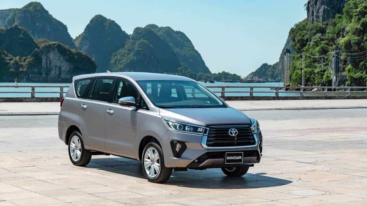 Thuê Xe 7 Chỗ Từ Hà Nội Đến Ninh Bình Khám Phá Vẻ Đẹp Hoang Sơ Và Lịch Sử Phong Phú