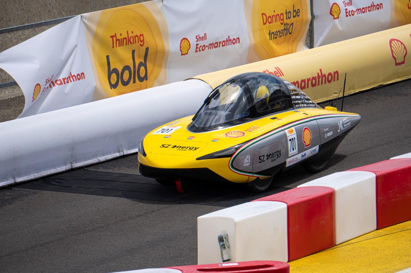 At the five-day competition held at the Paul Armagnac racetrack in France, the team of Széchenyi István University could stand on the top step of the podium twice