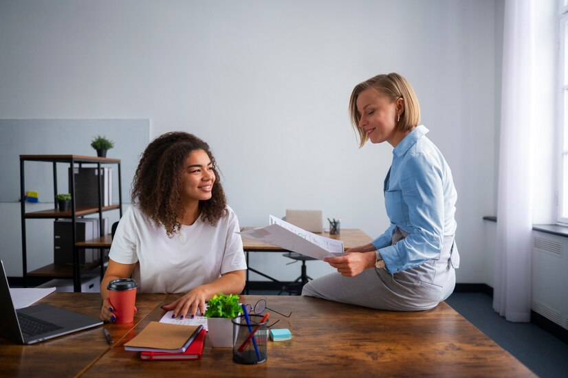 two woman disscusing about counseling