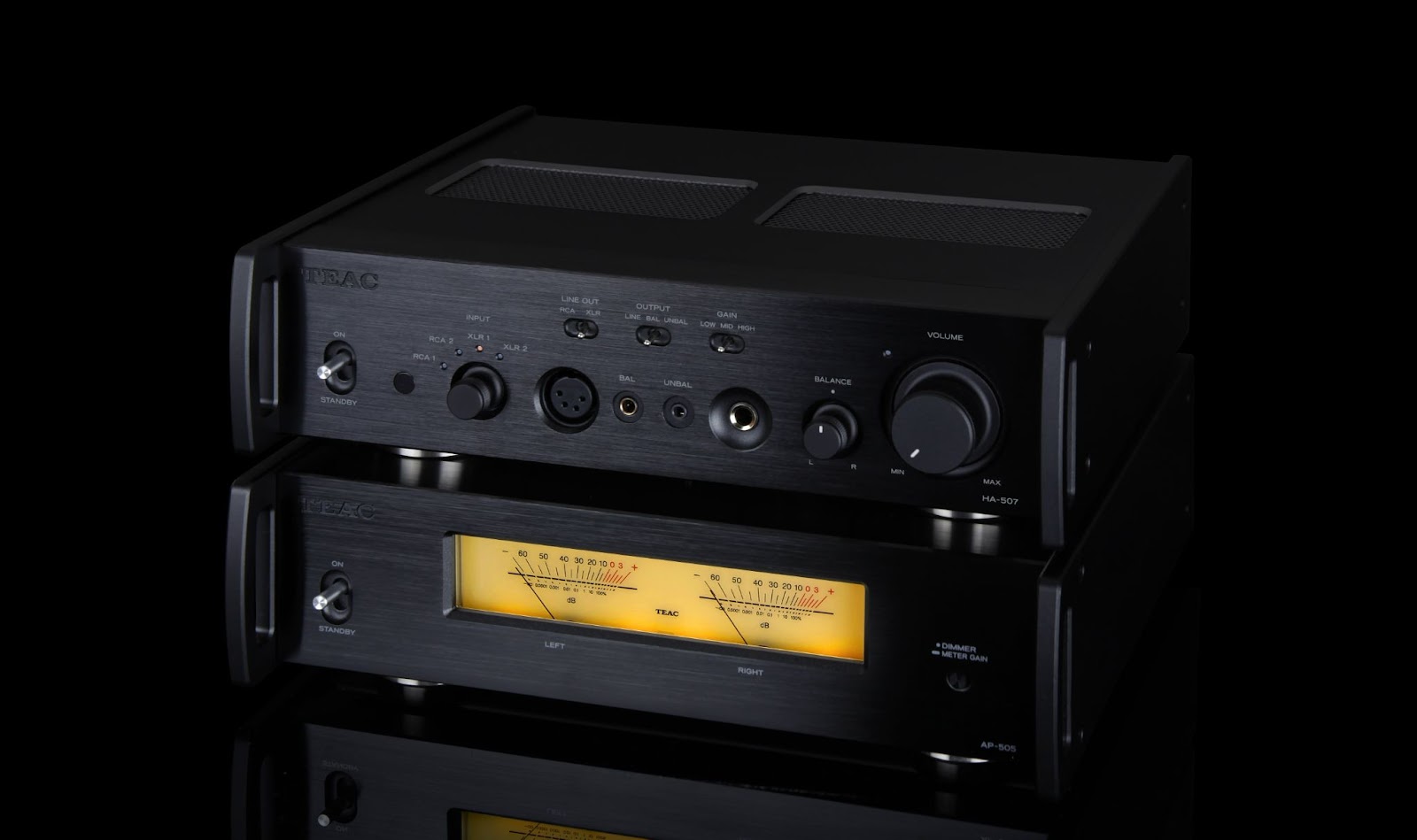TEAC HA-507 in black color.