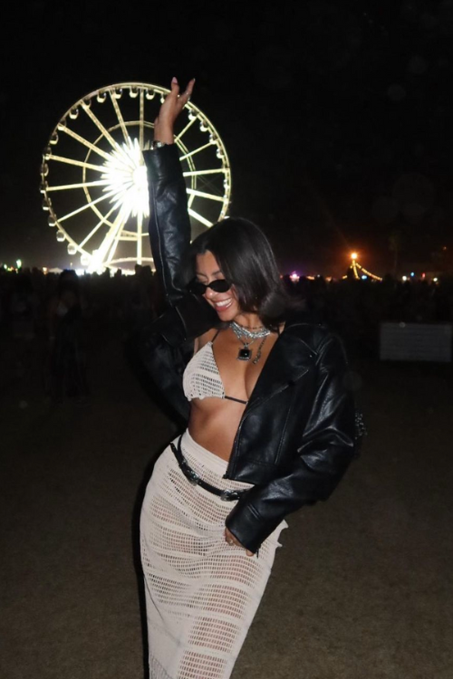 35 Hottest, Slickest Baddie Concert Outfits To Literally Turn Heads & Break Hearts!