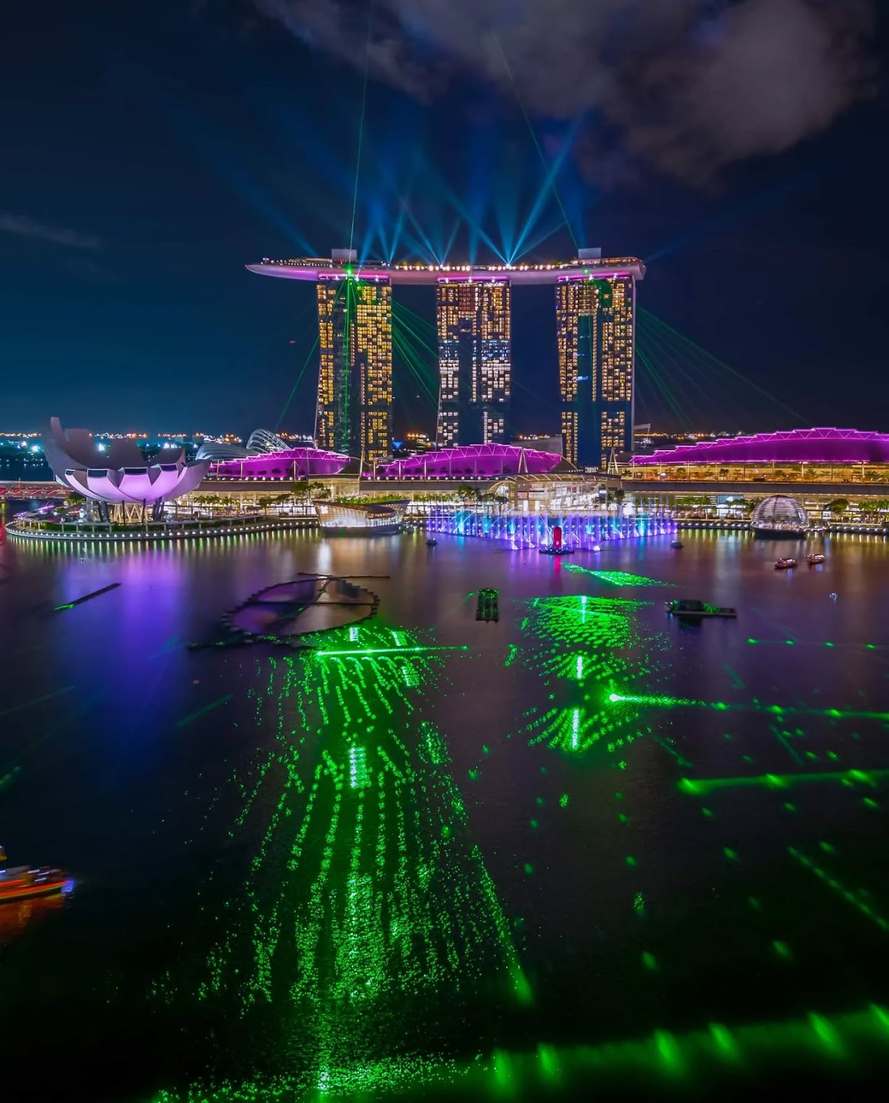 Spectra Light and Water Show