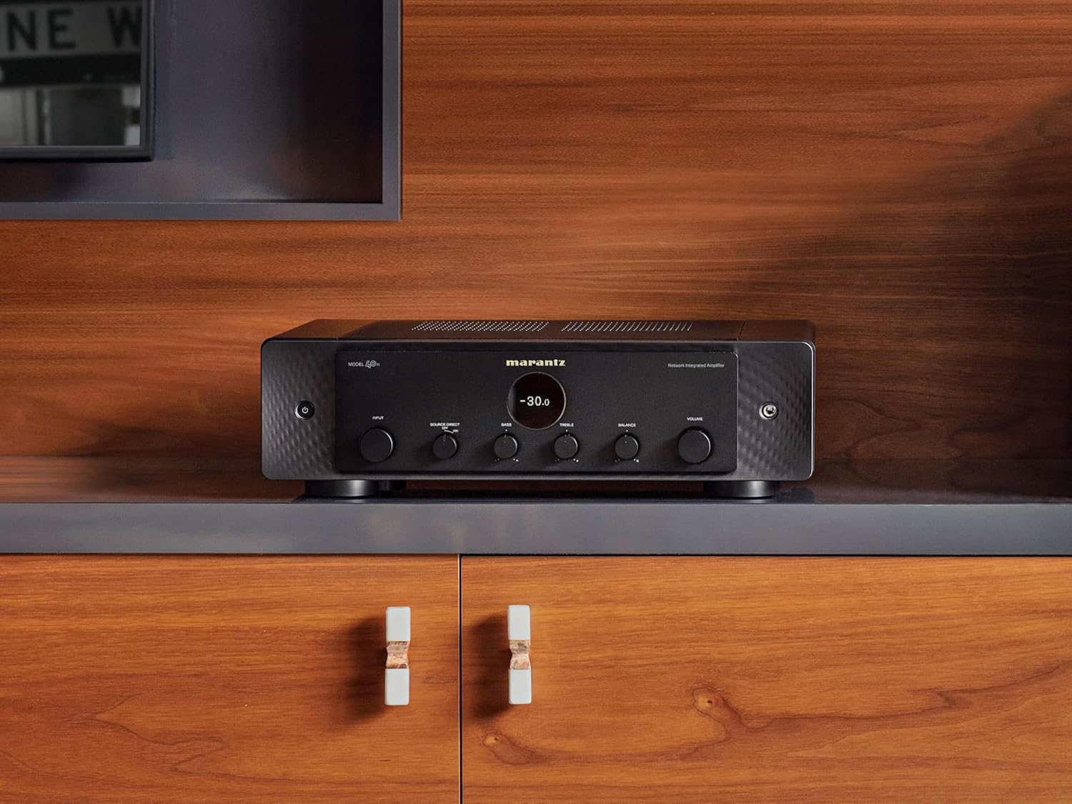 Marantz Model 40n Integrated Stereo Amplifier.