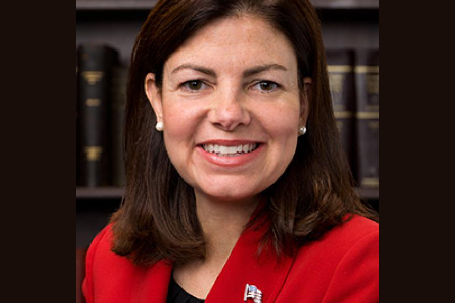 Kelly Ayotte Net Worth, Biography, Early Life, Education, Age, Height, Family, Relationship, Personal Life, Career, and More