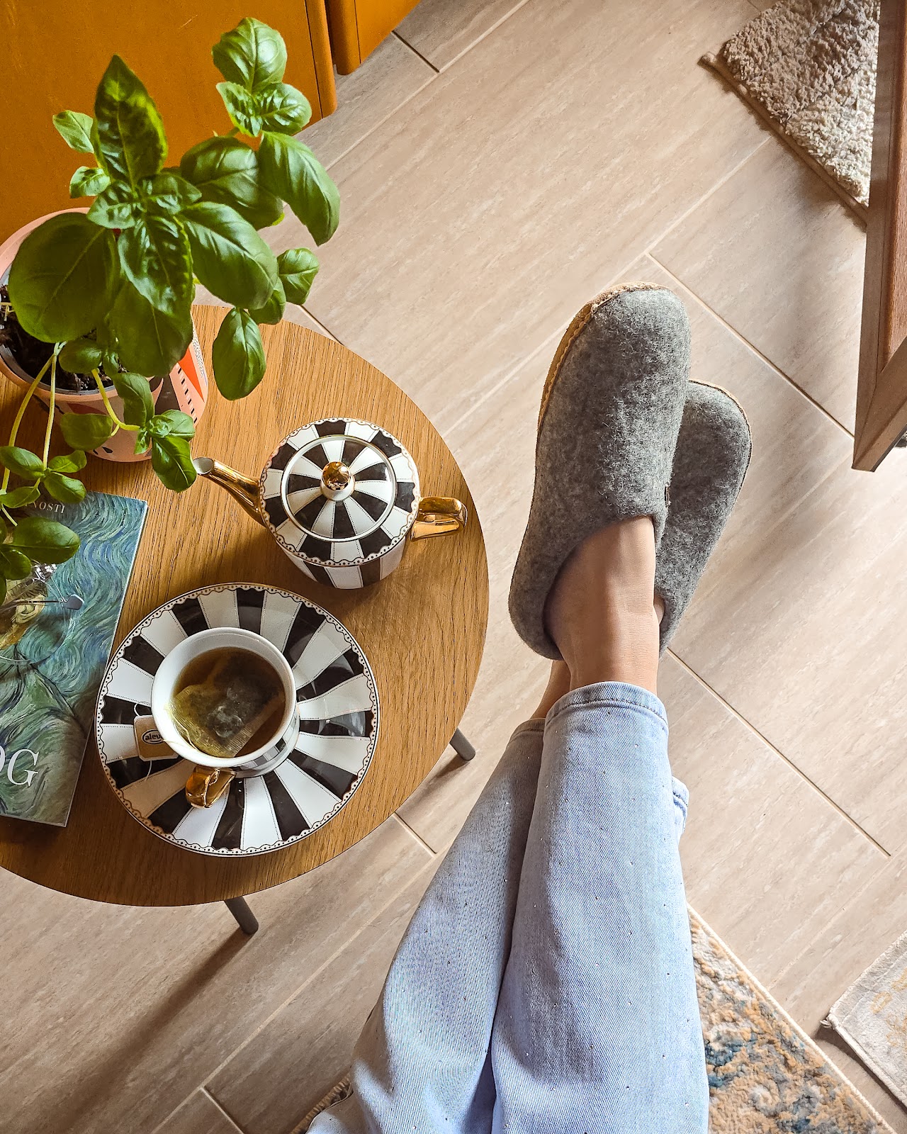 slippers-made-of-wool