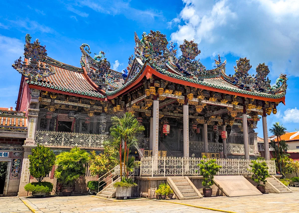 best things to do in georgetown penang Leong San Tong Khoo Kongsi