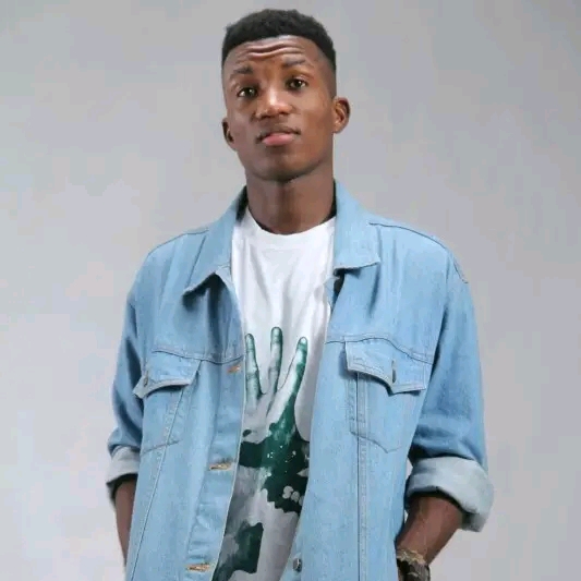 Kofi Kinaata photo 