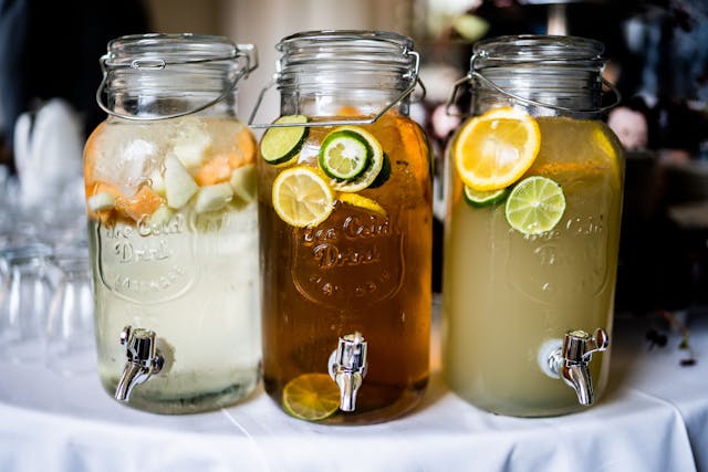 Iced tea and other fruit juices