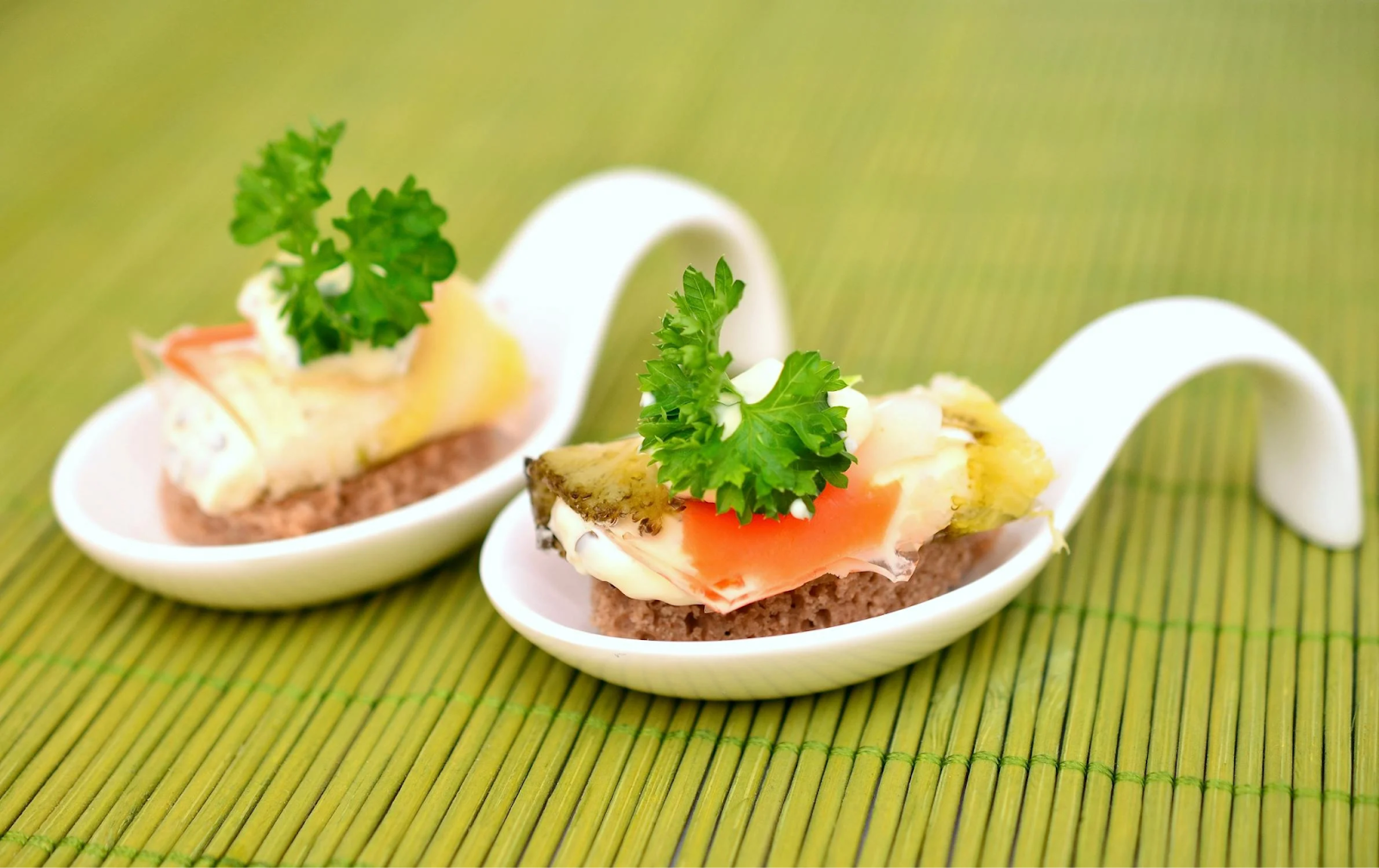 https://www.pexels.com/photo/food-on-white-ceramic-spoon-39826/ Photo by Pixabay on Pexels