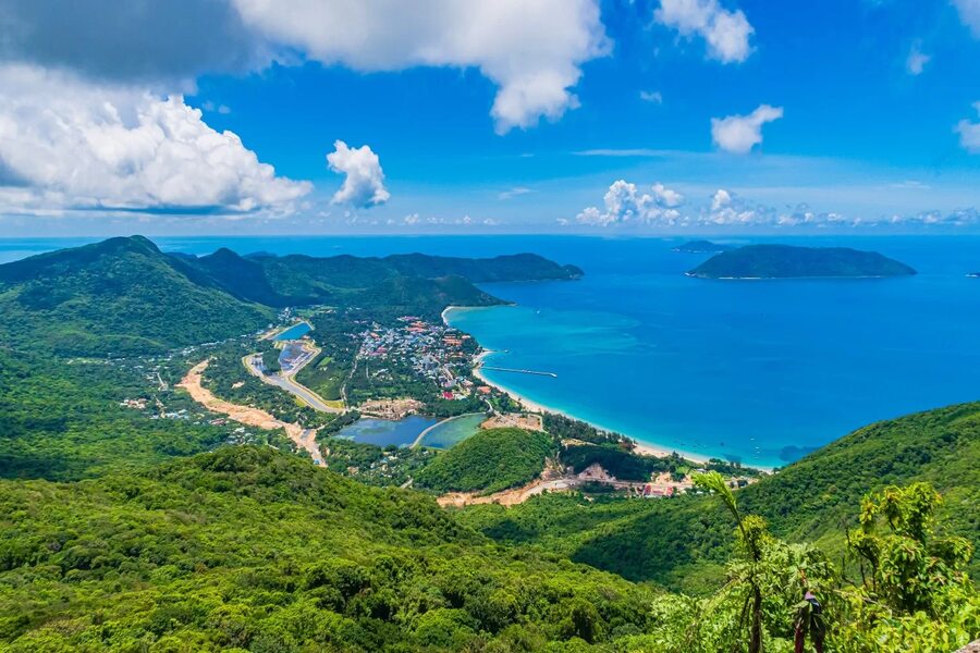 Con Dao Island in Vietnam . Source: puolotrip