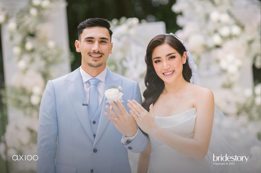 Pasangan Selebriti Jessica Iskandar dan Vincent Verhaag