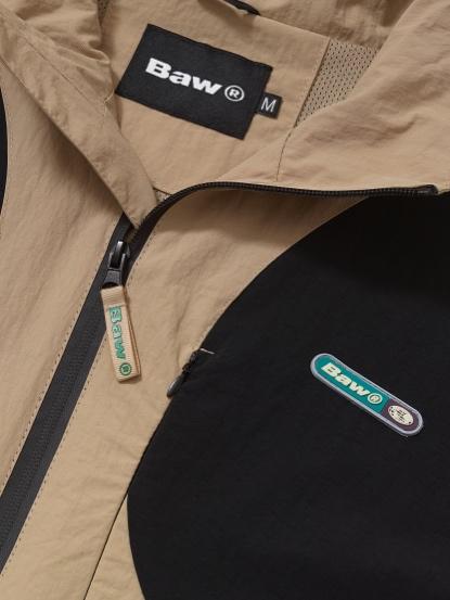 blusa marrom e preto

