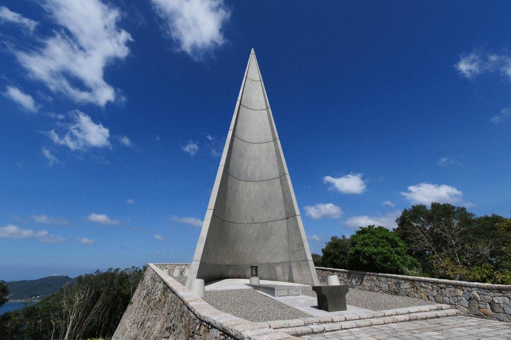 【レトロの美】若人の広場公園 兵庫県南あわじ市今も…戦没学徒しのぶ灯 - アートの森