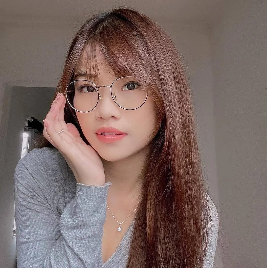 Cewek Imut Membawa Semangat Baru, cewek imut, semangat ceria, gadis lucu