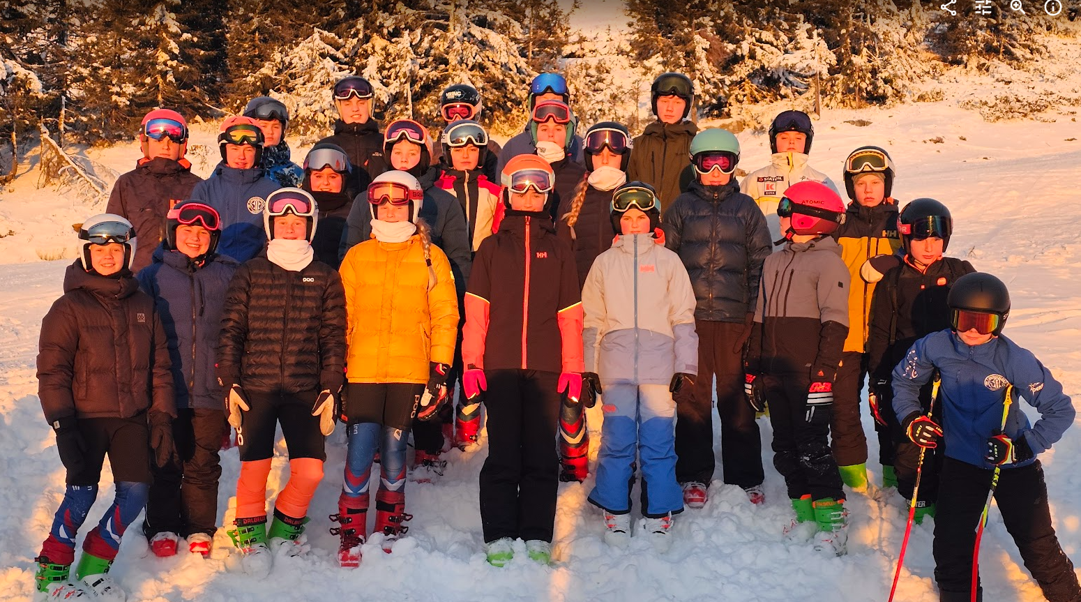 A group of people in ski gear
AI-generated content may be incorrect.