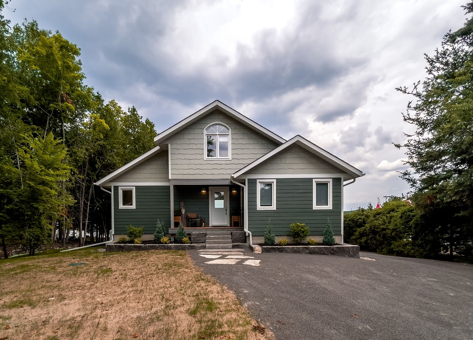 Linwood Custom Homes entry photo