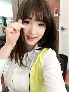  This contains an image of Laboum Yulhee