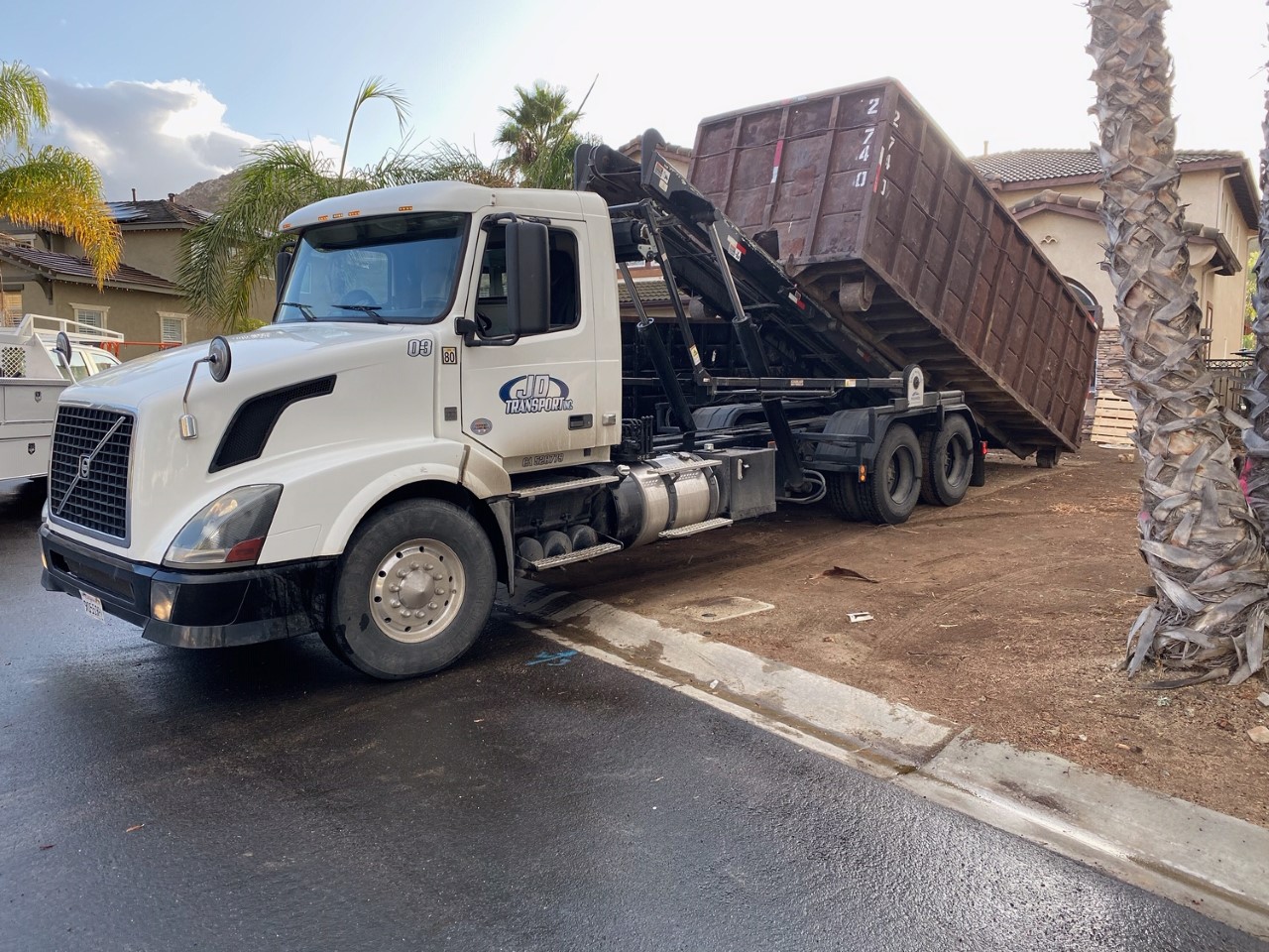 JD Transport Dumpster truck