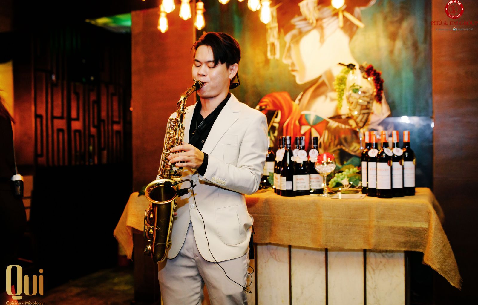 Không khí sôi động và cơ hội giao lưu