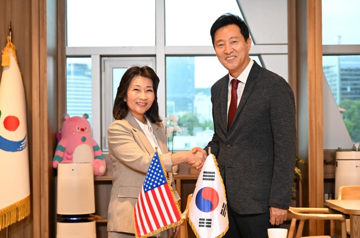 실비아 장 루크 미국 하와이주 부주지사와 오세훈 서울시장