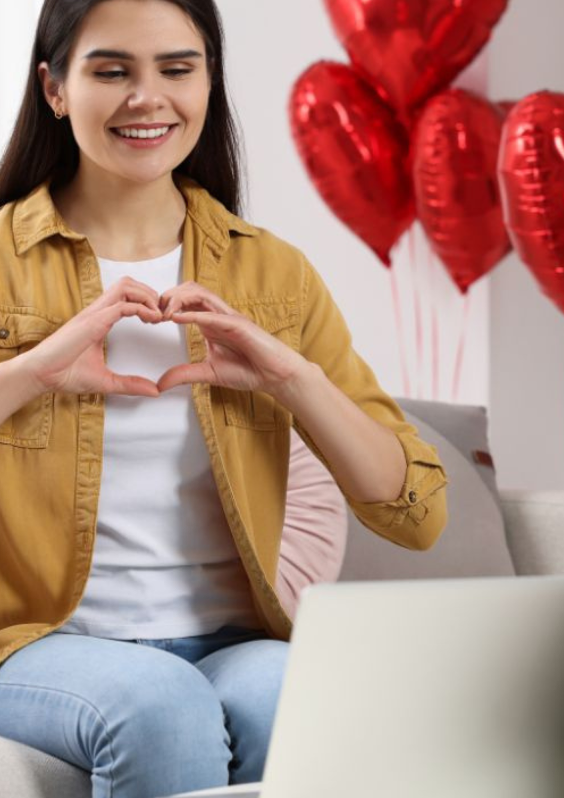 Valentine's Day 2025 Celebrate as a Long-Distance Couple 