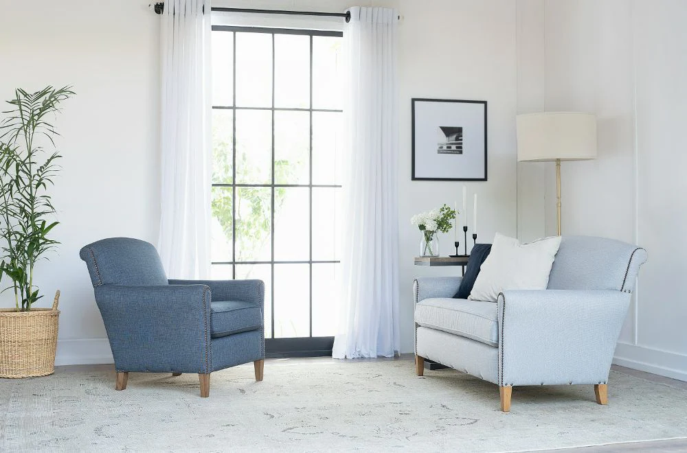 accent chairs
