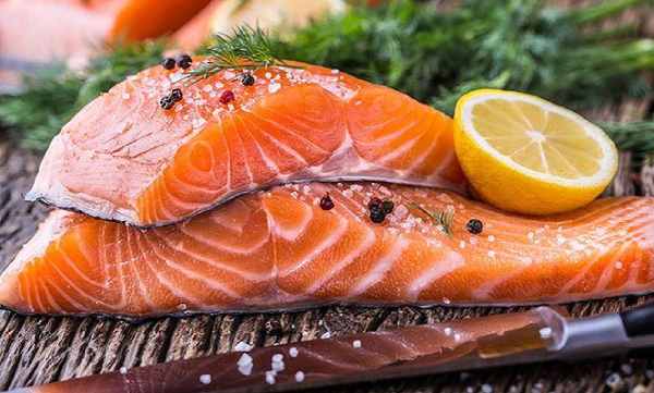 Ăn gì để bổ mắt? Hé lộ 7 món càng ăn càng sáng mắt