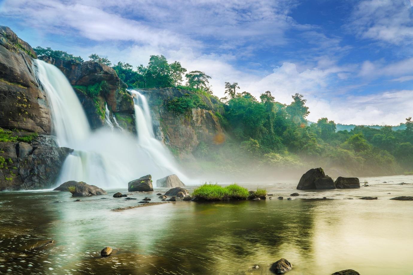 8 of India's most beautiful waterfalls | CNN