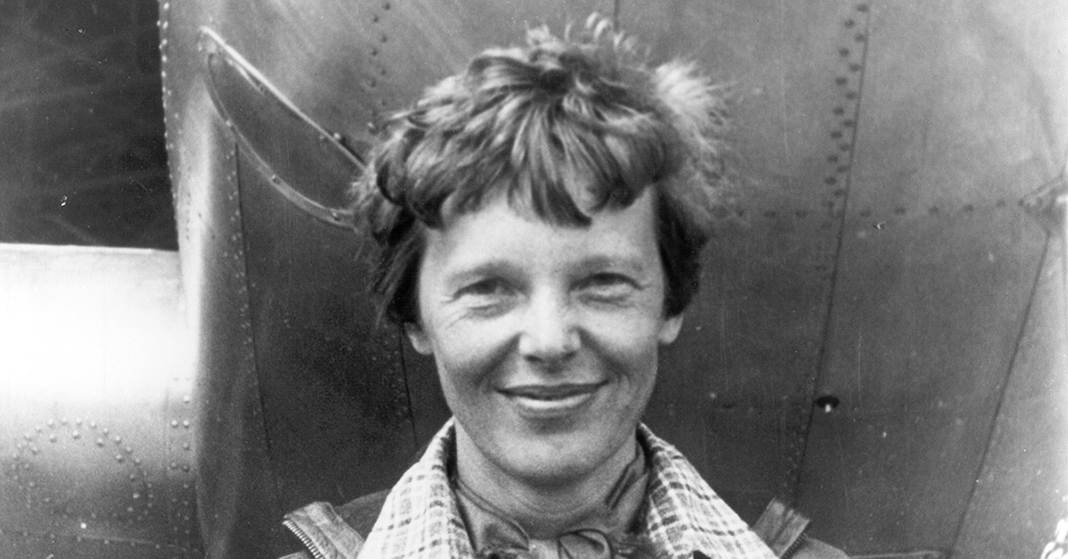 Amelia Earhart Biography