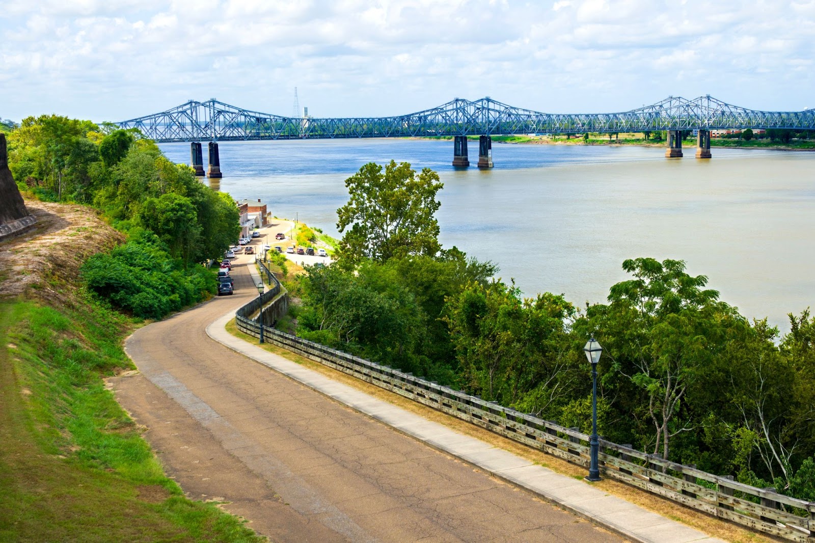 Bridge in Natchez, Mississippi | Mississippi timeshare cancellation