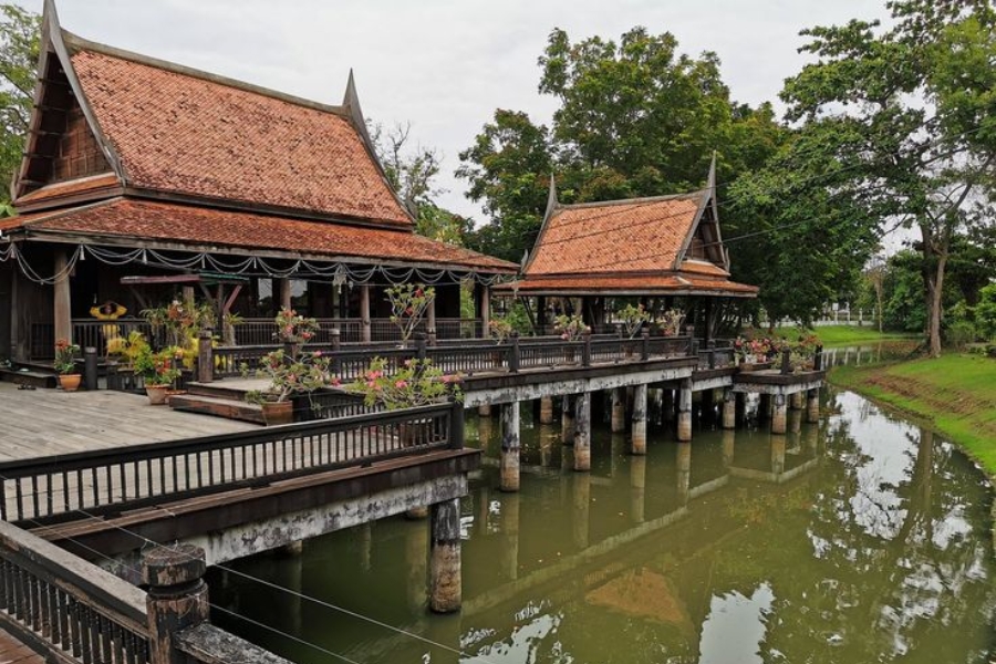 Visit the Chao Sam Phraya National Museum