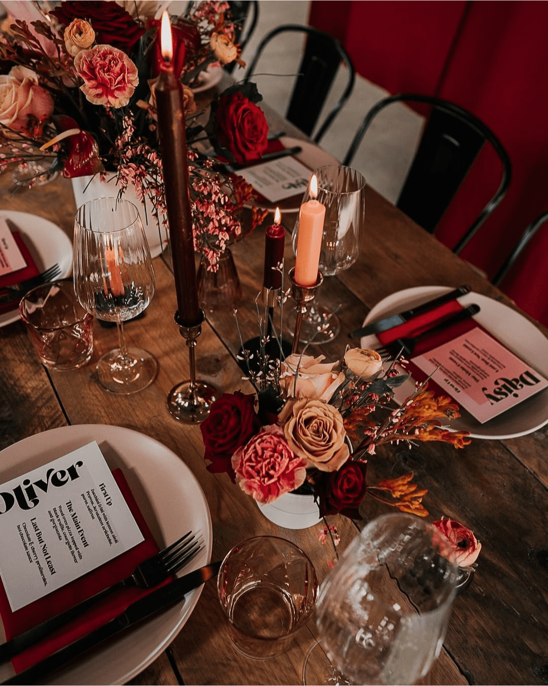 winter wedding colors red black combination decor idea