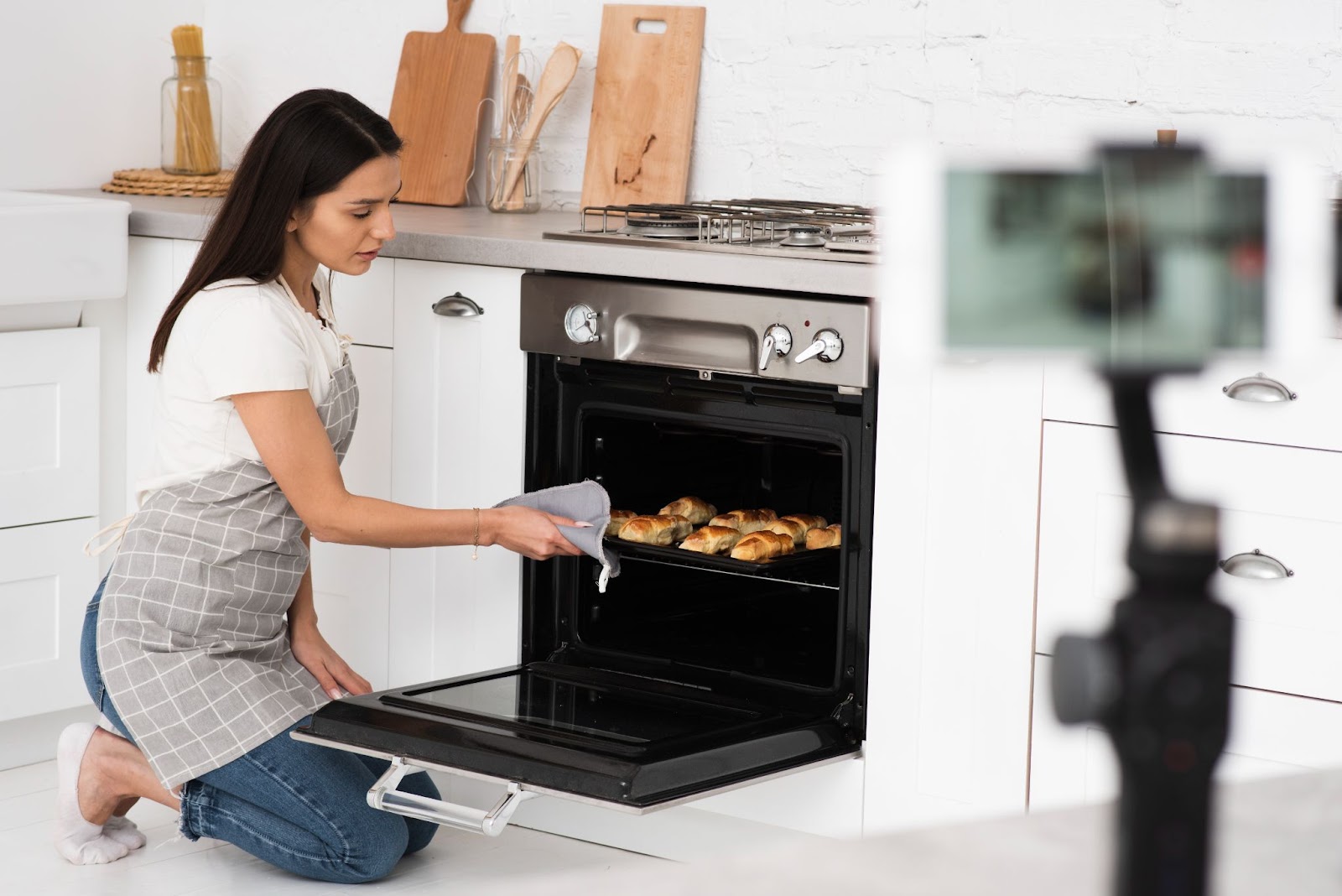 F1E1 KitchenAid oven