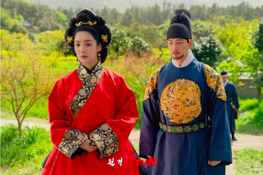 This contain an image of The Queen Who Crowns 
 tvN drama viewership decline.