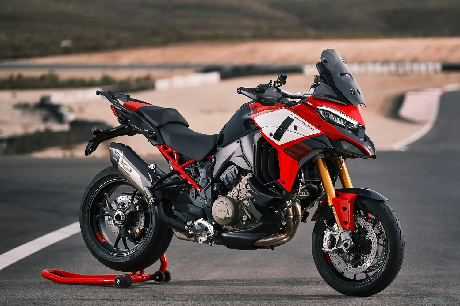 รถจักรยานยนต์ Ducati Multistrada V4 Pikes Peak