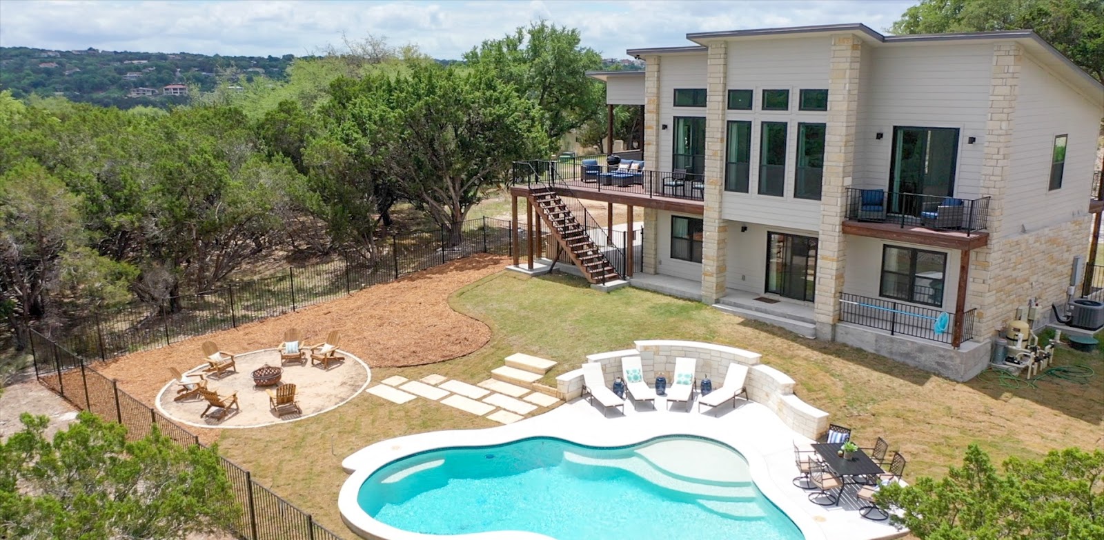 Cozi Vacation Rentals: Comfort Meets Style