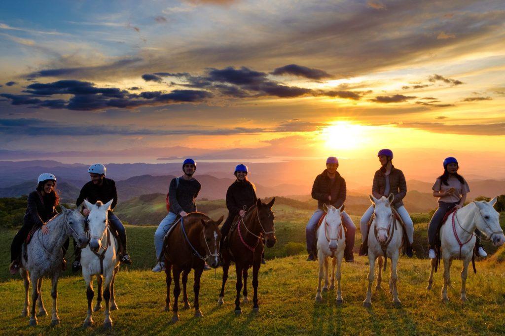 Comparing The Top 3 Best Horseback Riding Tours in Monteverde