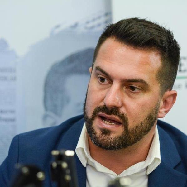 Fala, prefeito: para Rafael Bortoletti, geração de emprego e renda é a  solução central em Viamão