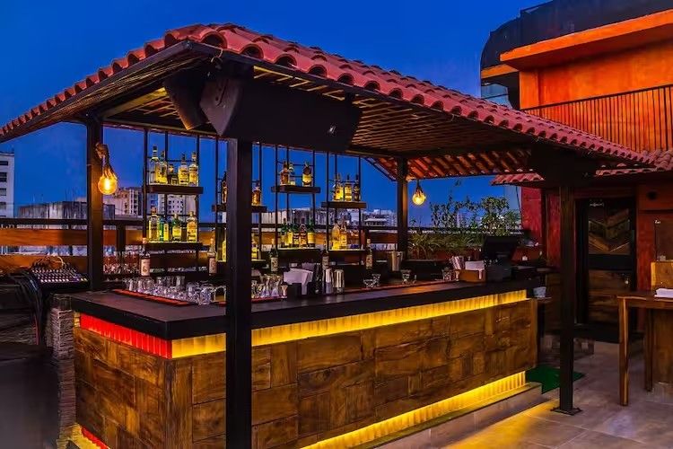 Bars in Mumbai