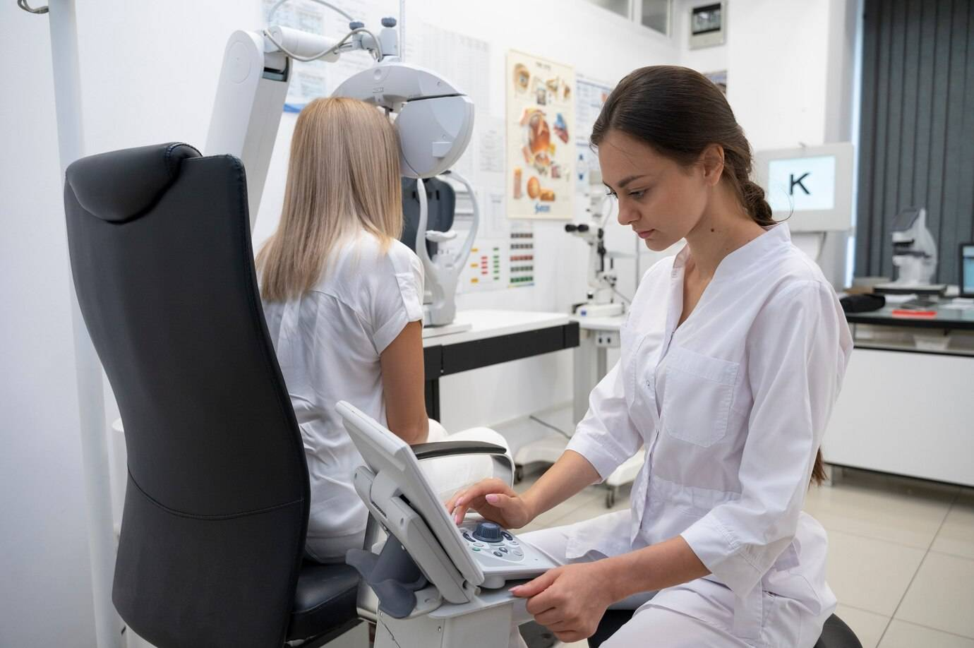 Common Eye Conditions Treated by an Optometrist Phoenix Expert