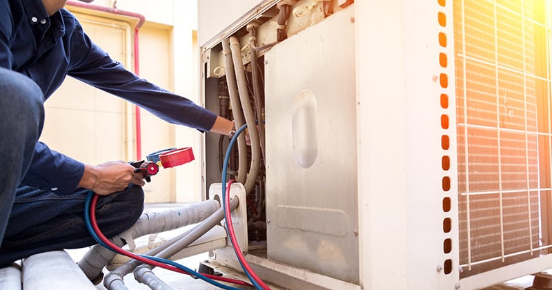 How Commercial HVAC Service Ensures Year-Round Comfort in Your Business Space