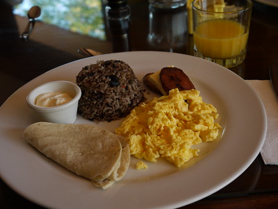 Gallo pinto (rice and beans) in Bejuco

