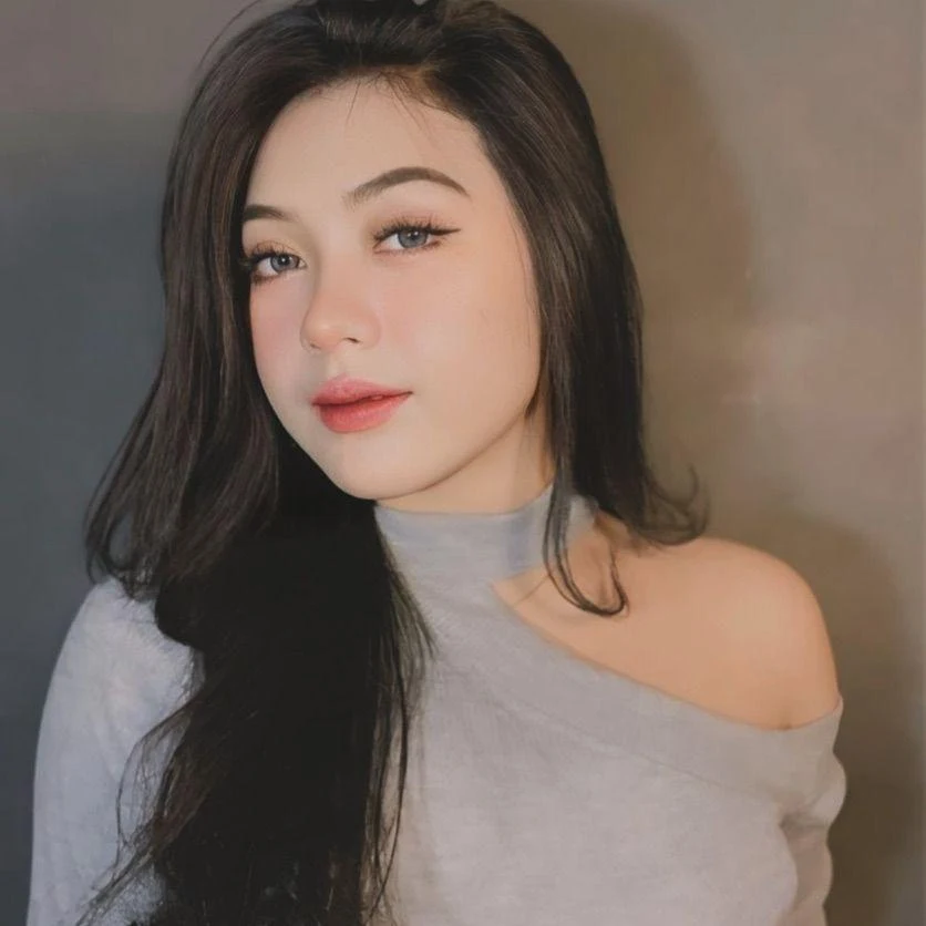 Wanita Mempesona yang Membuat Setiap Momen Jadi Lebih Panas, wanita mempesona, momen panas, cewek seksi