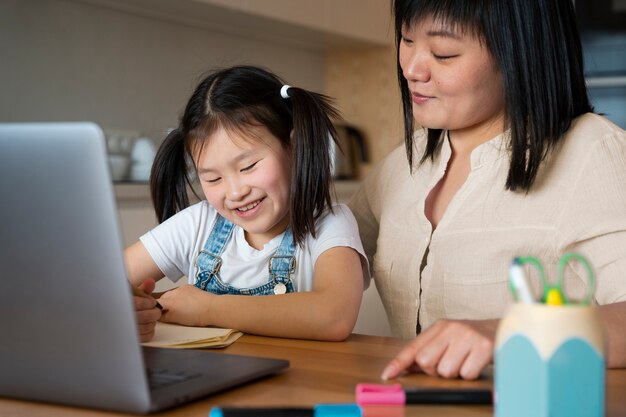 How to Access Quality Parenting Support Online