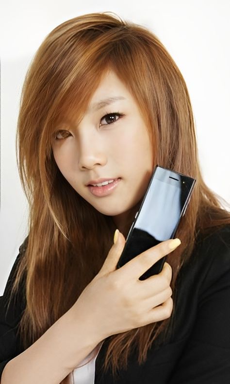 This contains an image of Girls' Generation's Taeyeon