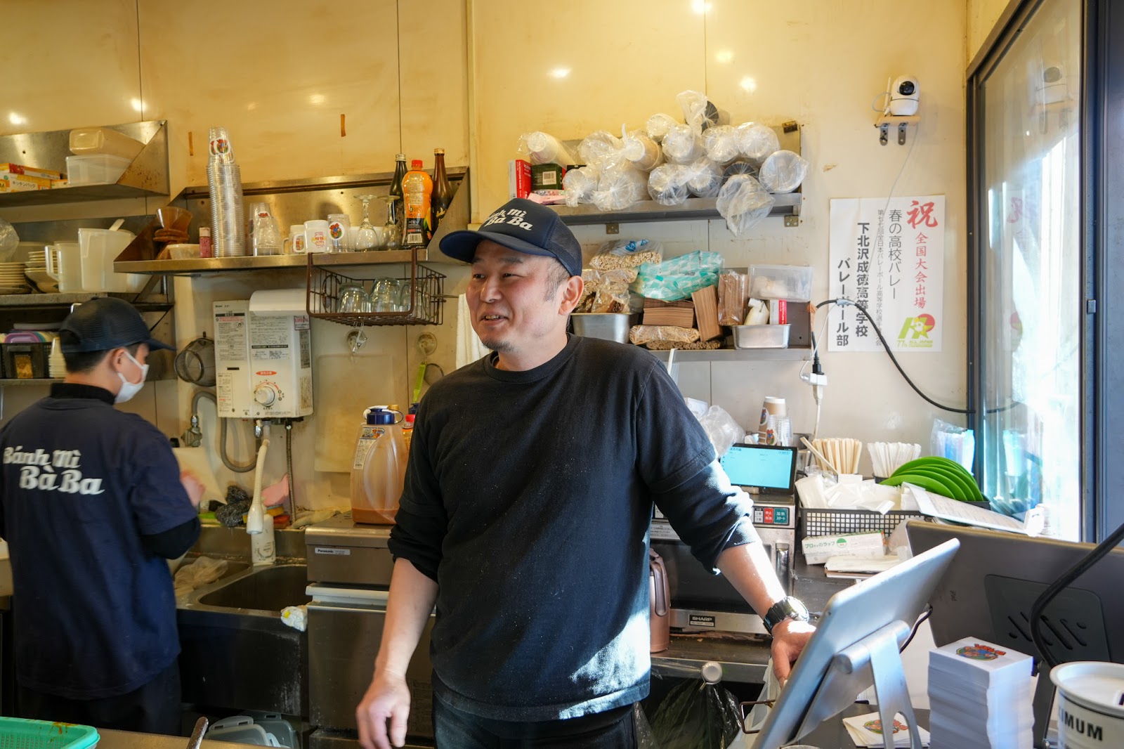 バインミーバーバーの店長・多和さん