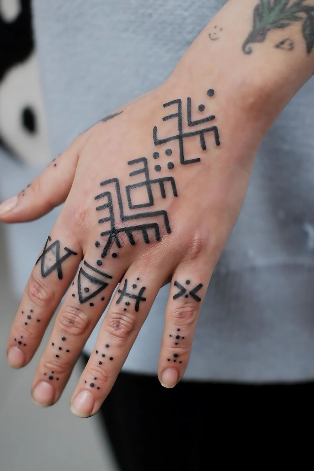 Lines & Shaded Finger Tattoo